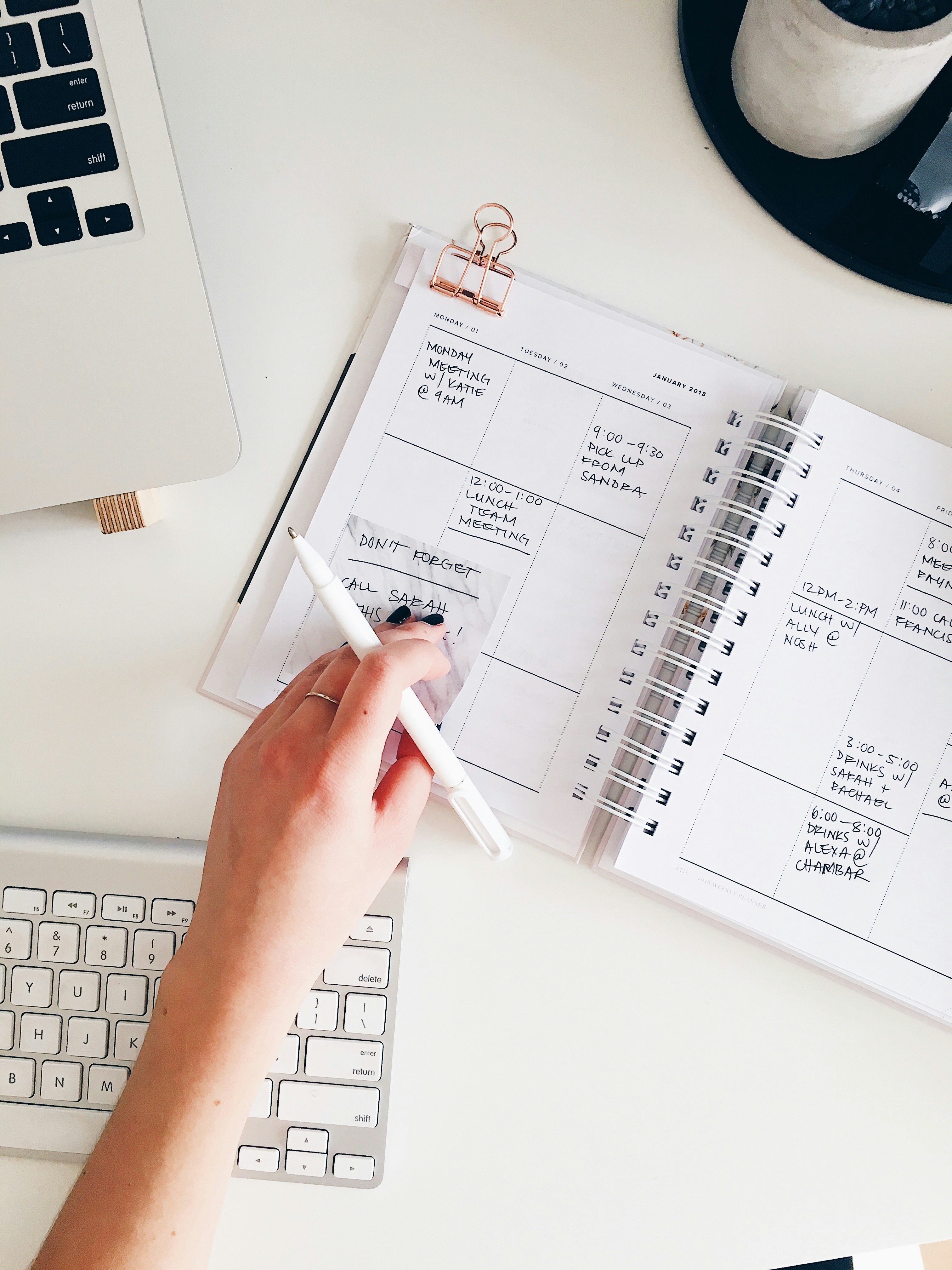 What Does a Wedding Coordinator Actually Do on Your Wedding Day?
